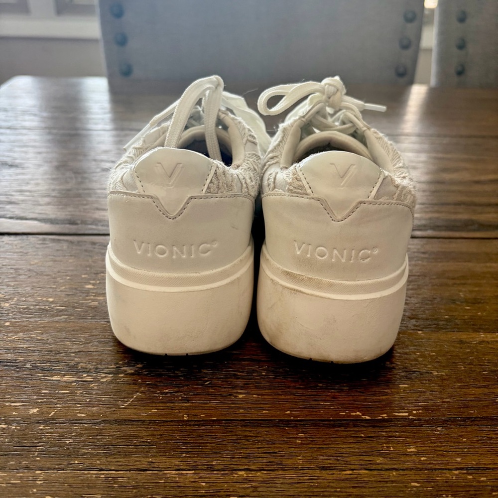 EUC - Vionic - Kearny Platform - Platform Sneaker… - image 6